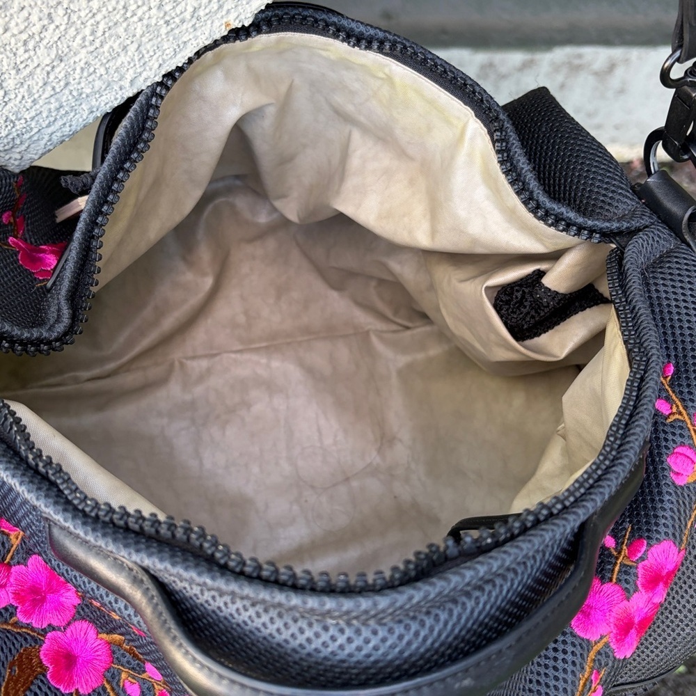 NWT Caraa Black Travel Bag with Japanese Cherry Blossoms Duffle Yoga Bag - Picture 7 of 11